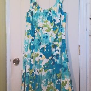Dressbarn sundress, size 14, colors  of aqua,green, blue.